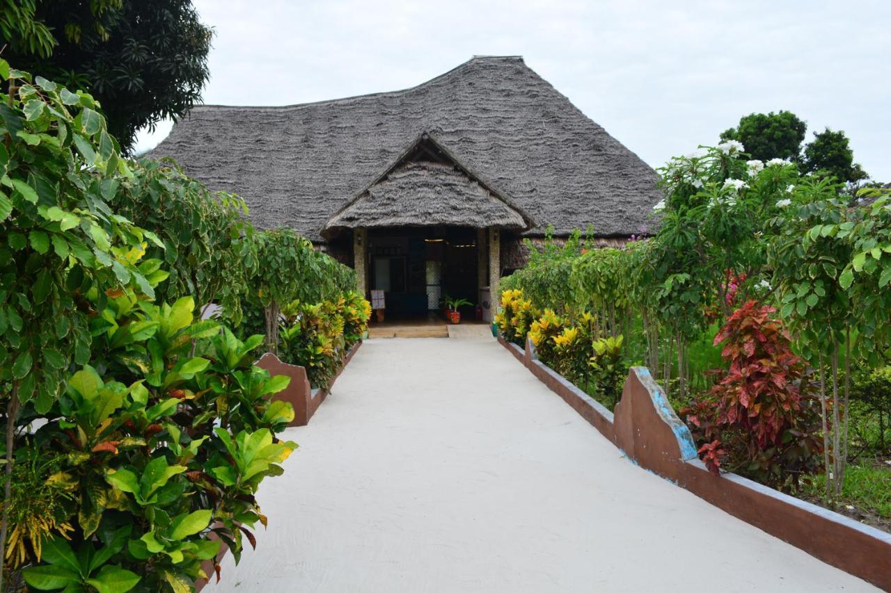 Meremeta Lodge Utende Exterior foto